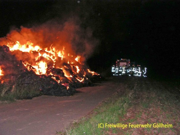 Strohhaufenbrand in der Gemarkung Marnheim
